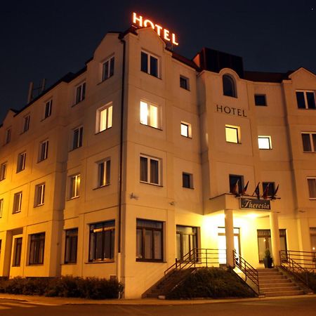 Hotel Theresia Kolín Zewnętrze zdjęcie